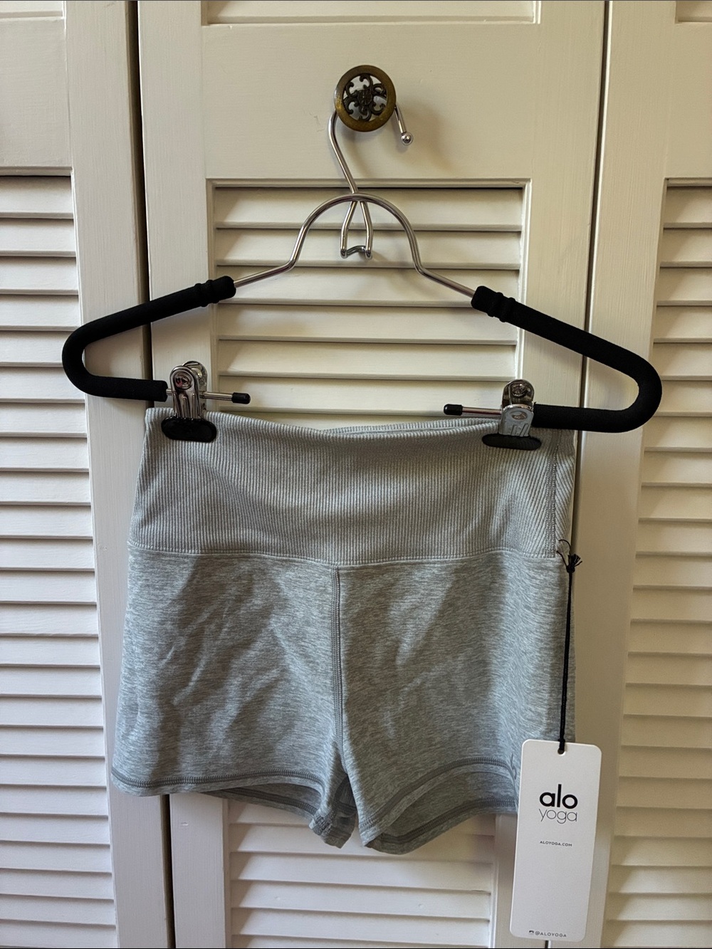 ALO Yoga Light Gray High-Waist Ribbed Waistband Women's Shorts